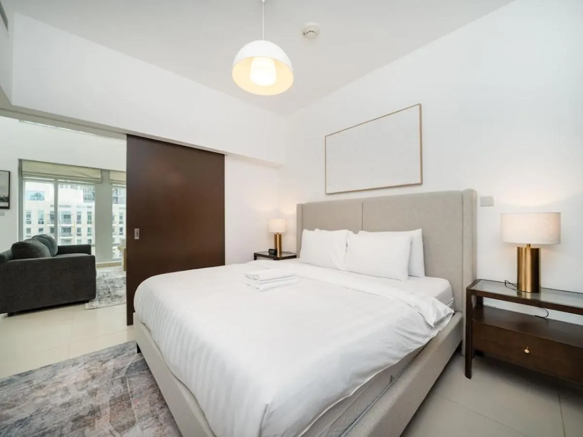 Elegant 2 Bed Downtown Duplex - Prime Location Apartment Dubai