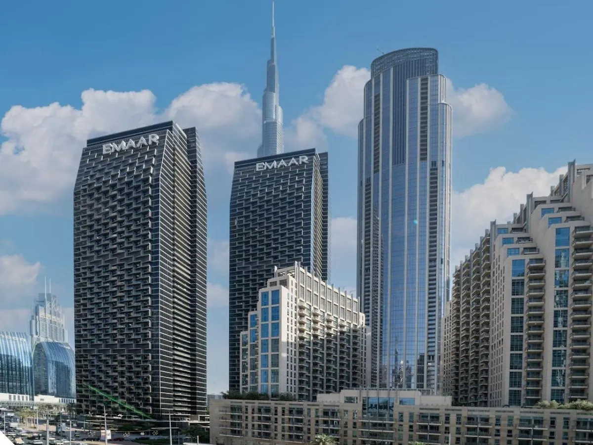 Elegant 2 Bed Downtown Duplex - Prime Location Apartment Dubai