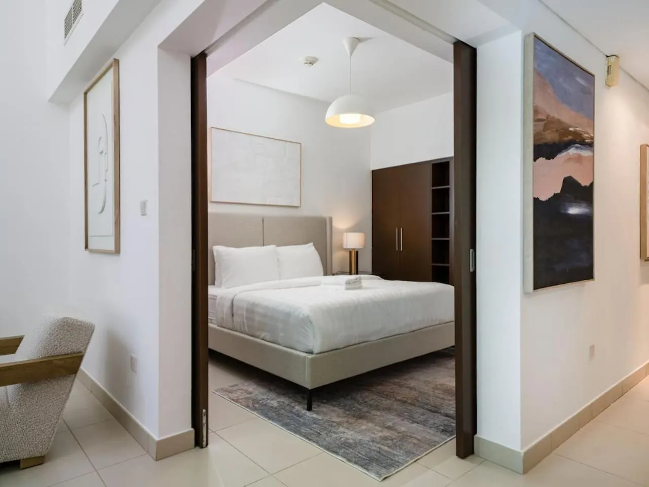 Elegant 2 Bed Downtown Duplex - Prime Location Apartment Dubai